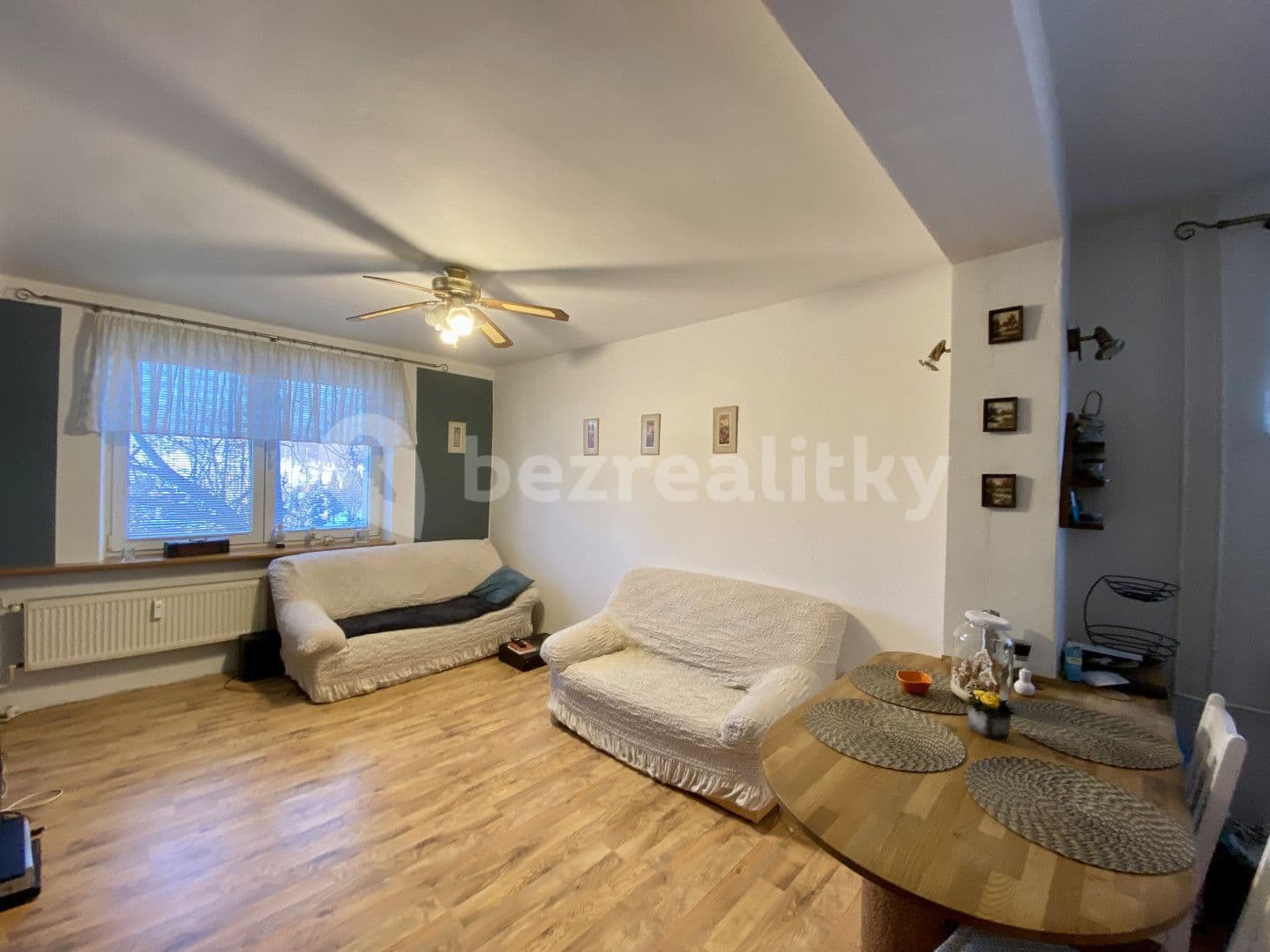 3 bedroom with open-plan kitchen flat for sale, 75 m², Zámecká, Dolní Životice, Moravskoslezský Region