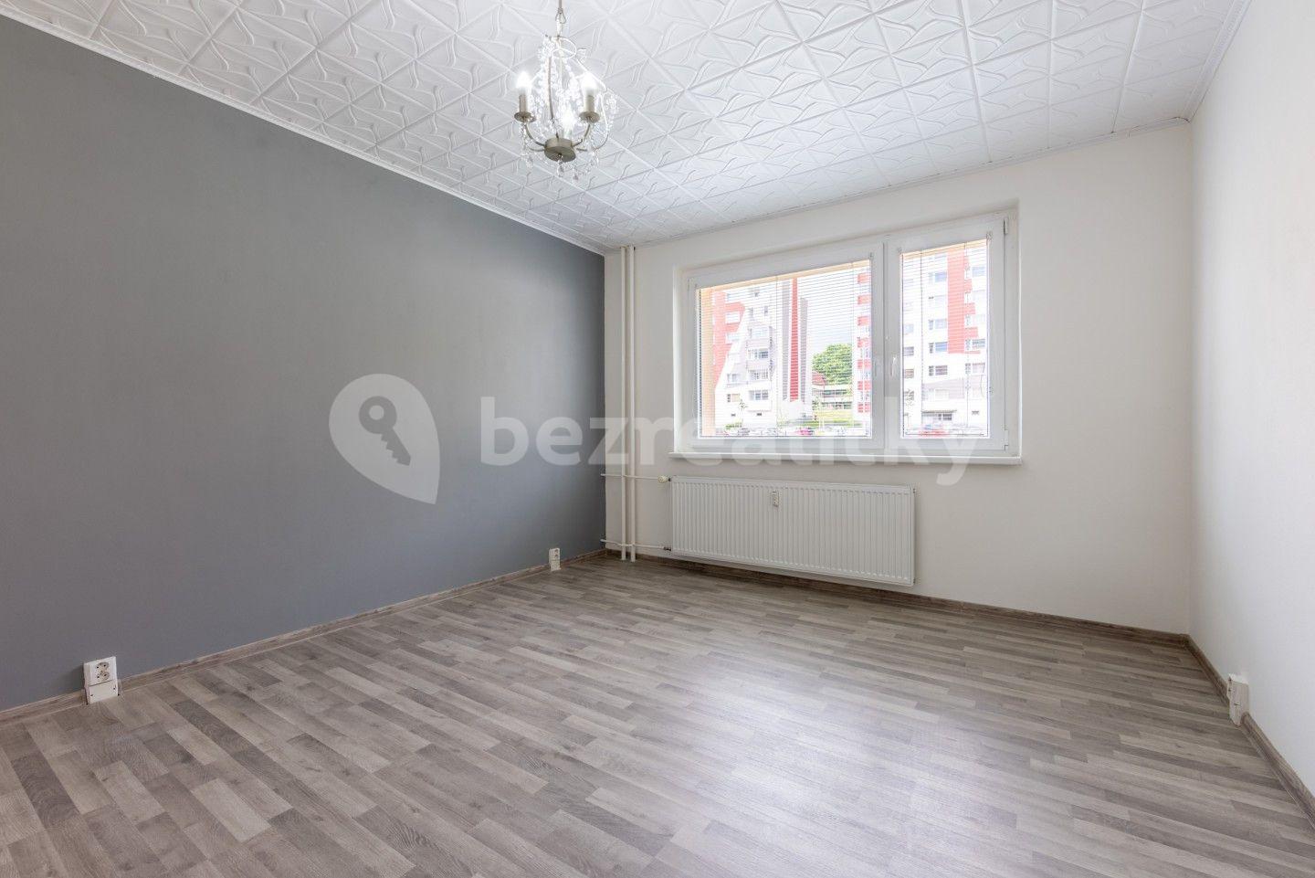 3 bedroom flat for sale, 75 m², SNP, Jirkov, Ústecký Region