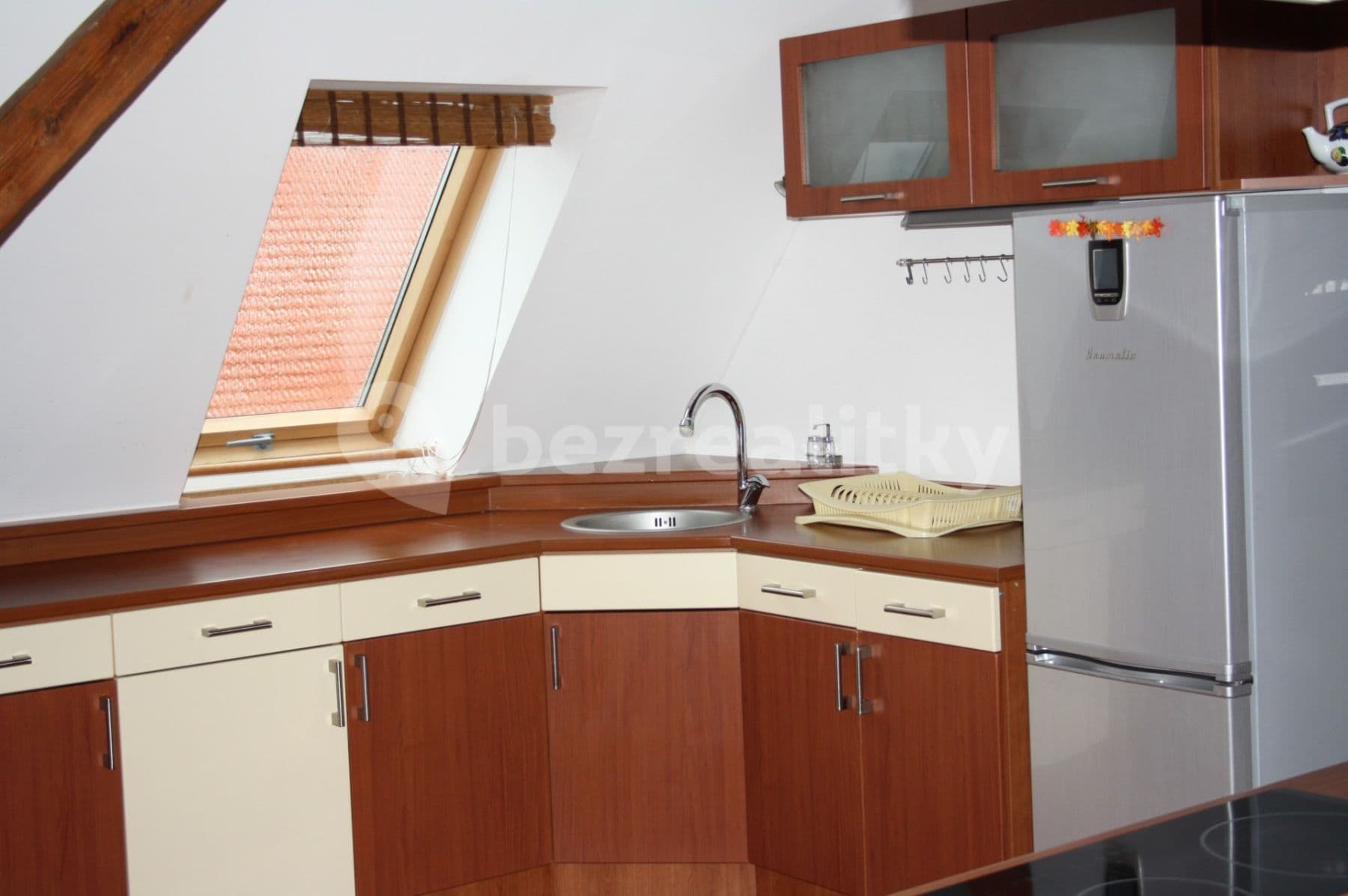 2 bedroom with open-plan kitchen flat to rent, 150 m², Samota, Olomouc, Olomoucký Region