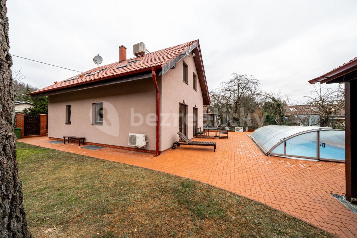 house for sale, 162 m², Hlásná Třebaň, Středočeský Region