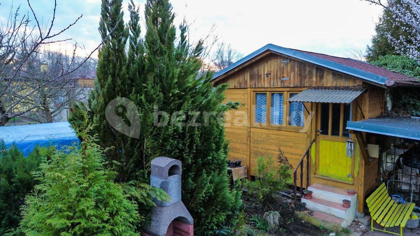 recreational property for sale, 362 m², Pardubice, Pardubický Region