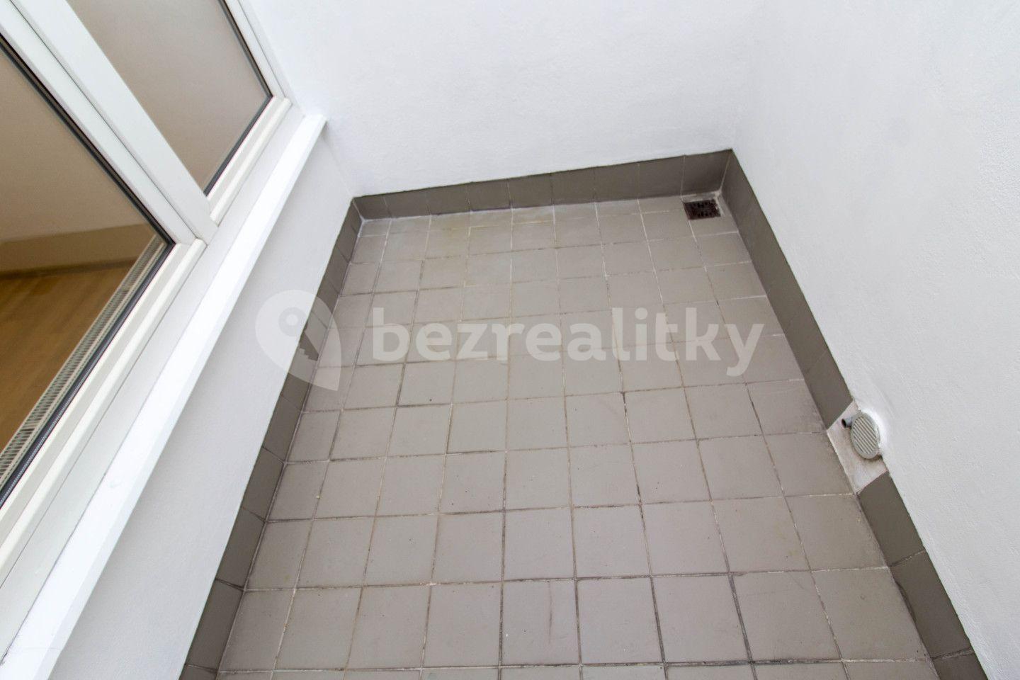 1 bedroom with open-plan kitchen flat for sale, 54 m², Jeremenkova, Prague, Prague