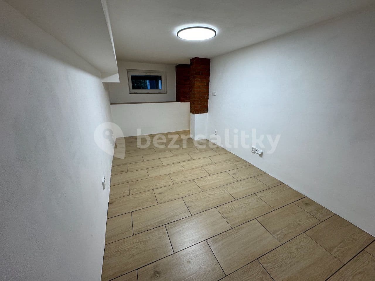 1 bedroom flat to rent, 22 m², Hálkova, Úvaly, Středočeský Region
