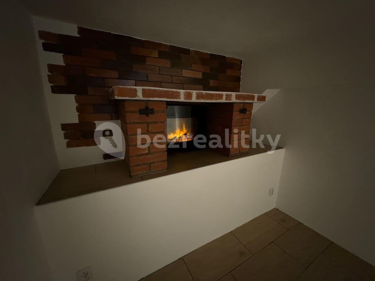 1 bedroom flat to rent, 22 m², Hálkova, Úvaly, Středočeský Region