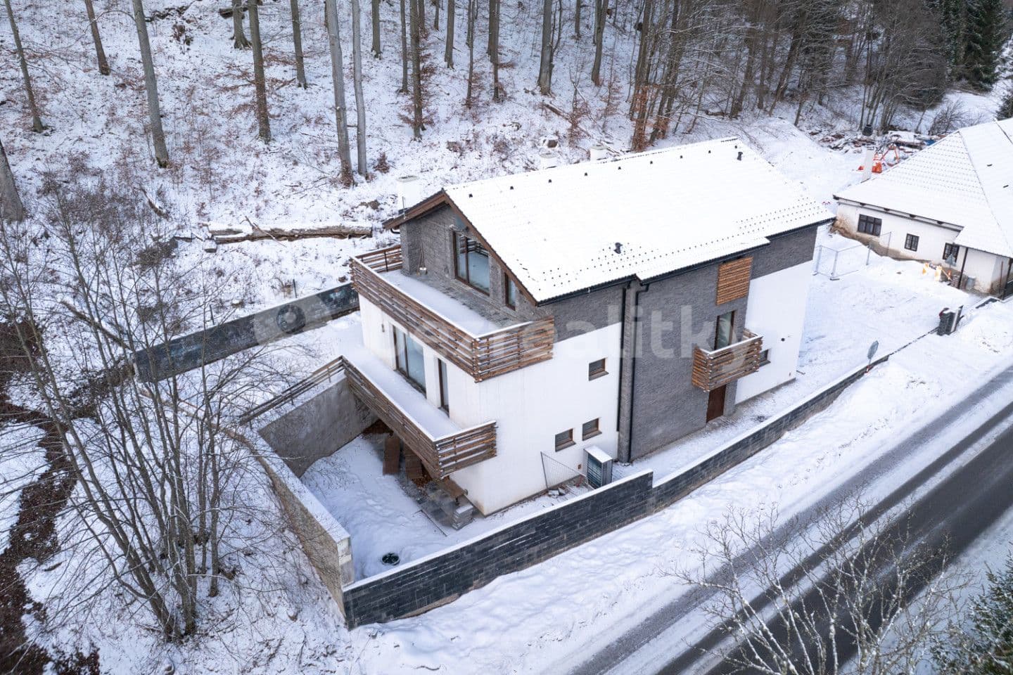non-residential property for sale, 520 m², Bystrá, Banskobystrický Region