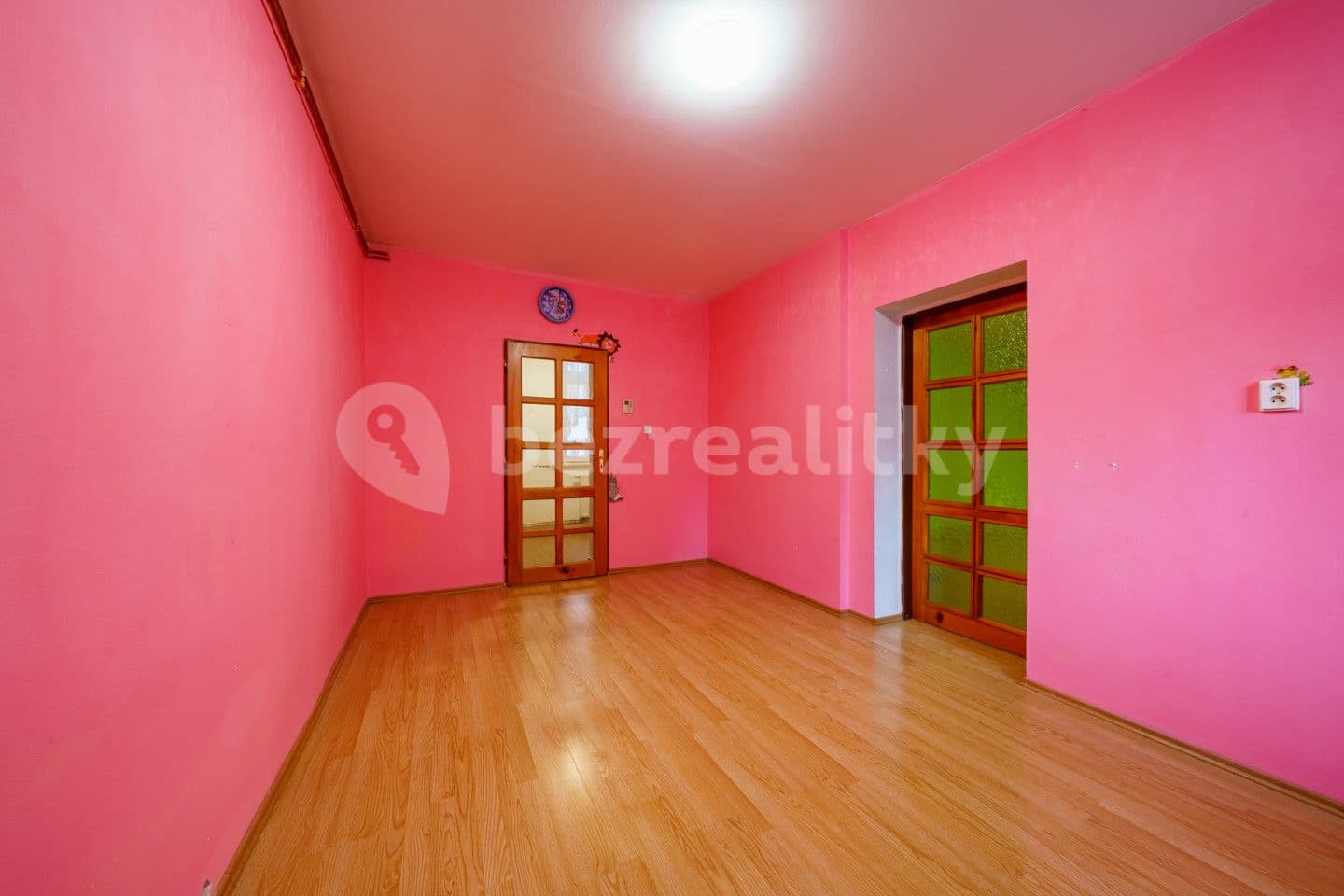 3 bedroom flat for sale, 114 m², Dukelská, Cheb, Karlovarský Region