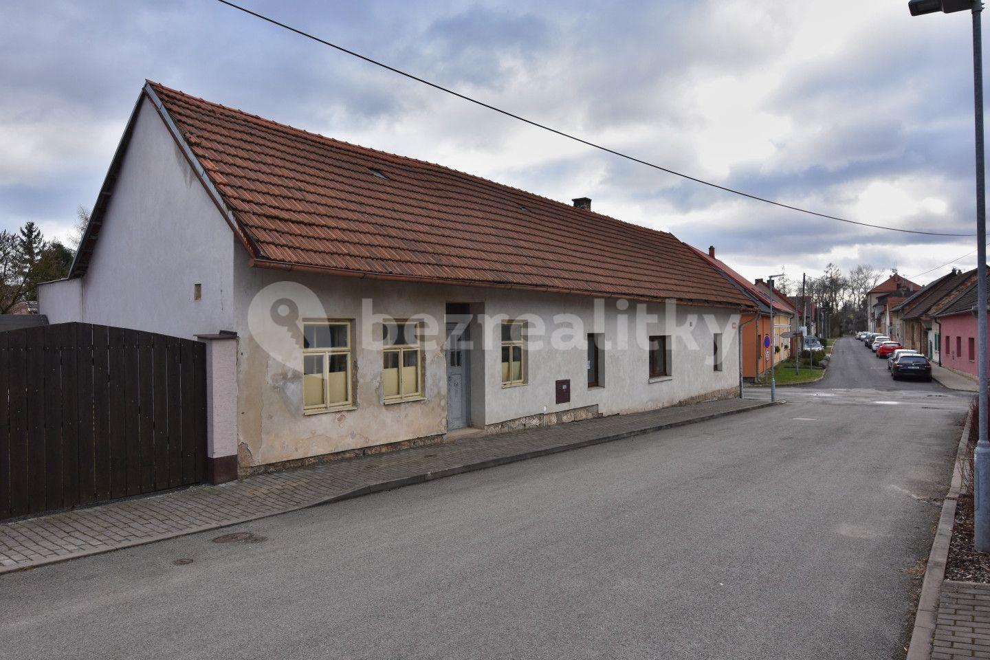 house for sale, 61 m², Spálená, Dolní Bousov, Středočeský Region