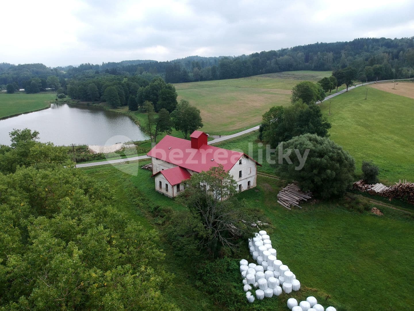 non-residential property for sale, 1,734 m², Bořetín, Jihočeský Region