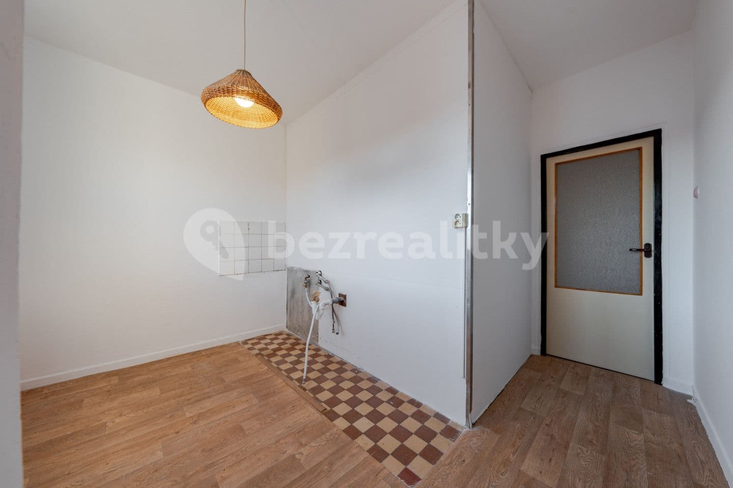 3 bedroom flat for sale, 60 m², Sušilova, Valašské Meziříčí, Zlínský Region