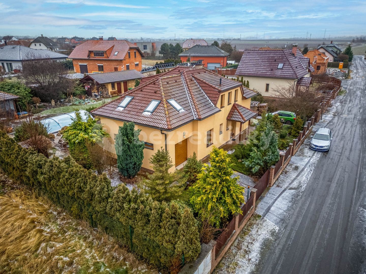 house for sale, 190 m², U studánky, Veleň, Středočeský Region