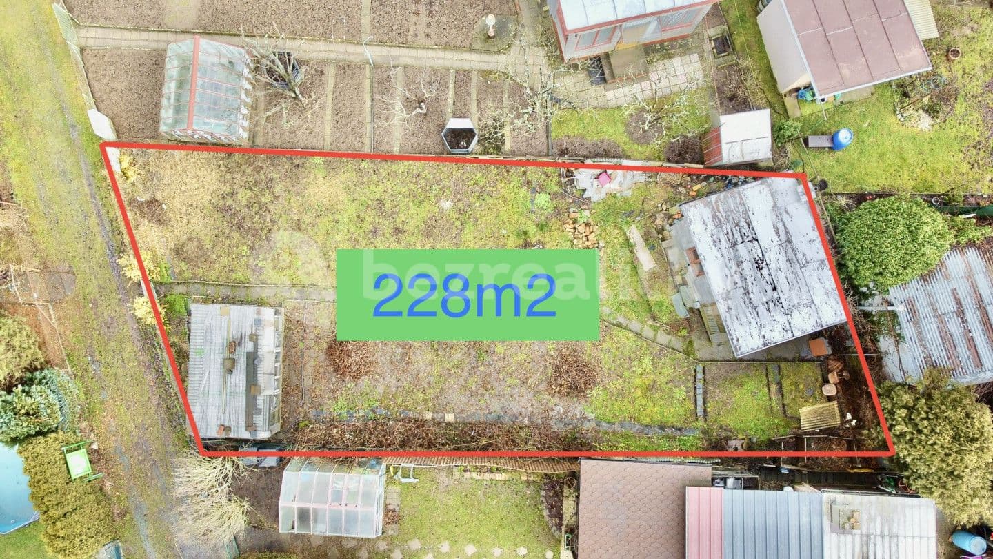 plot for sale, 228 m², Pardubice, Pardubický Region