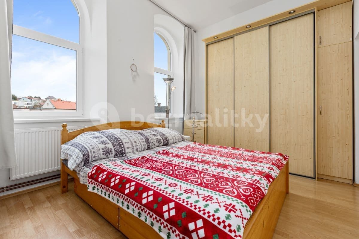 4 bedroom with open-plan kitchen flat for sale, 131 m², T. Novákové, Litomyšl, Pardubický Region