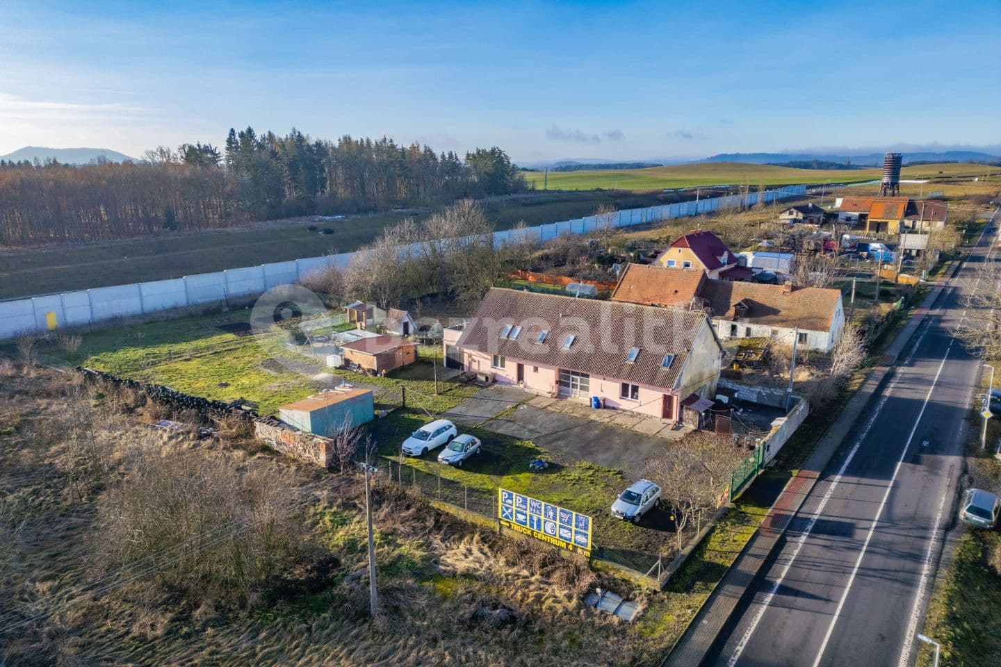 non-residential property for sale, 2,179 m², Vrbice, Karlovarský Region