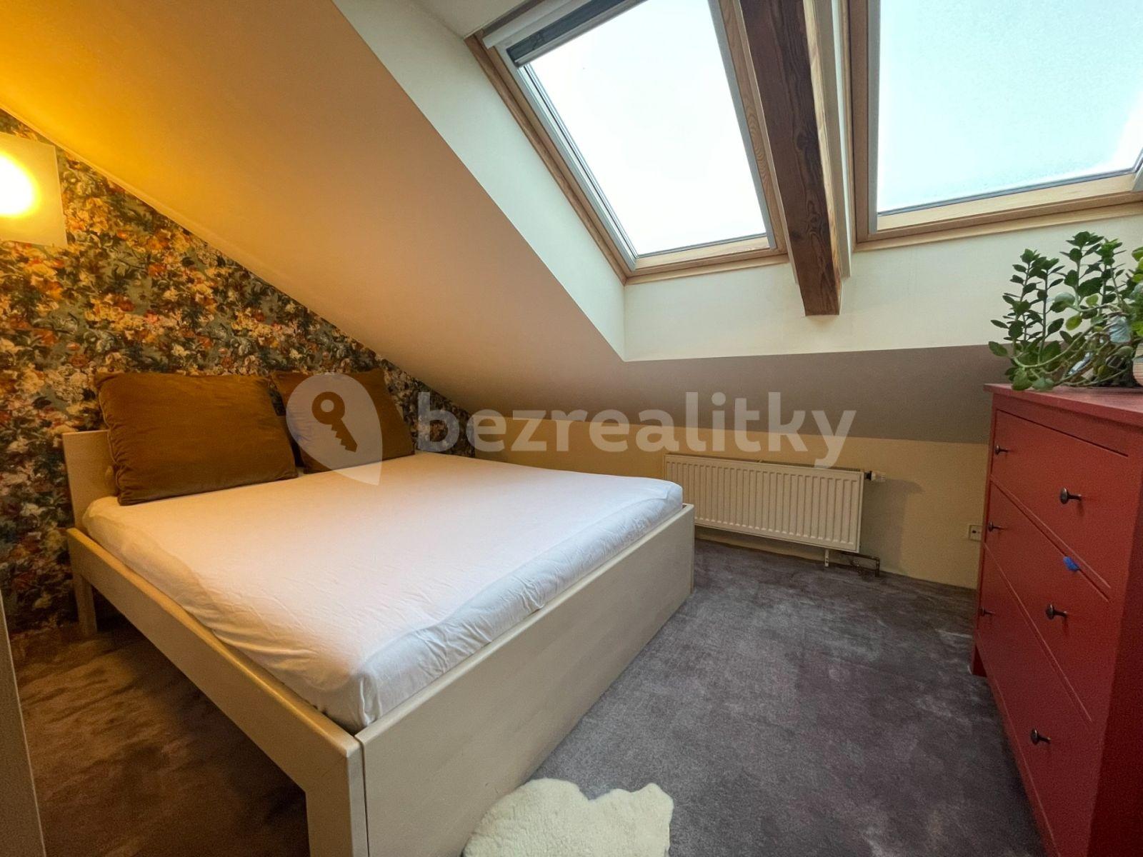 3 bedroom with open-plan kitchen flat for sale, 101 m², Krokova, Prague, Prague