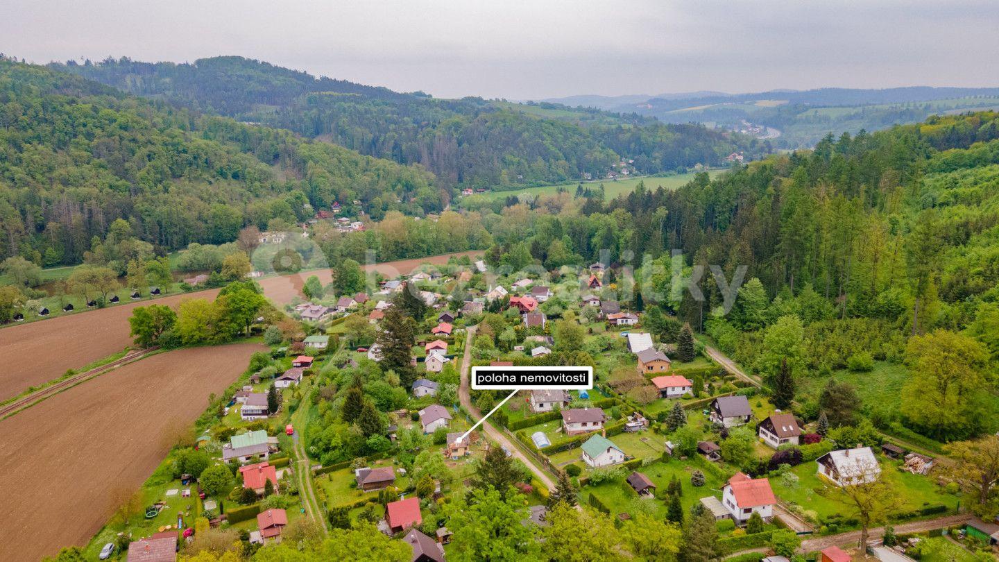 recreational property for sale, 462 m², Hlavní, Lštění, Středočeský Region