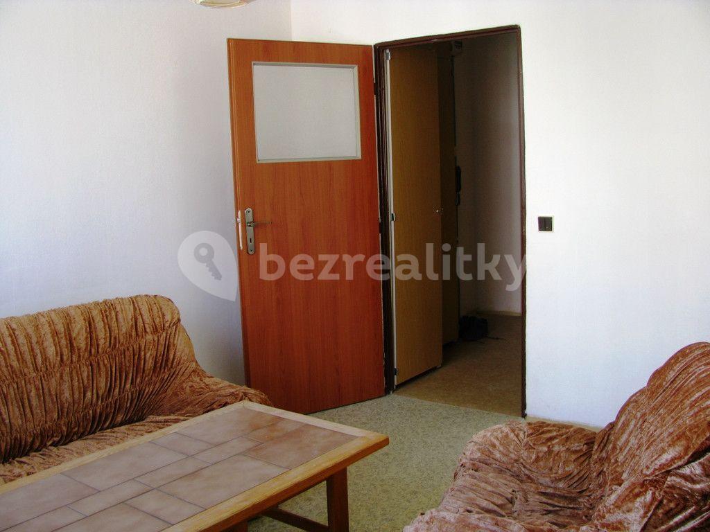 Studio flat to rent, 34 m², Tyršova, Kladno, Středočeský Region