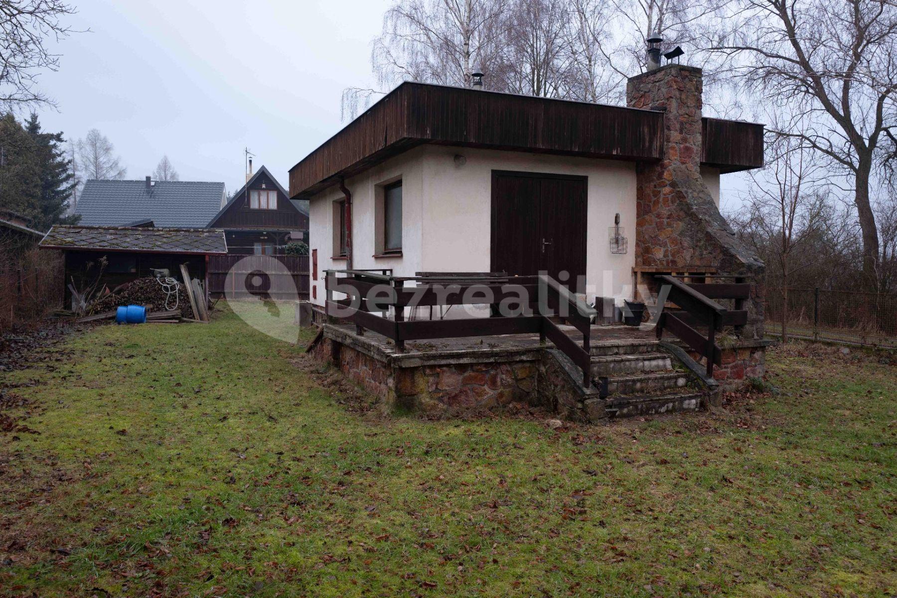recreational property for sale, 362 m², Družec, Středočeský Region