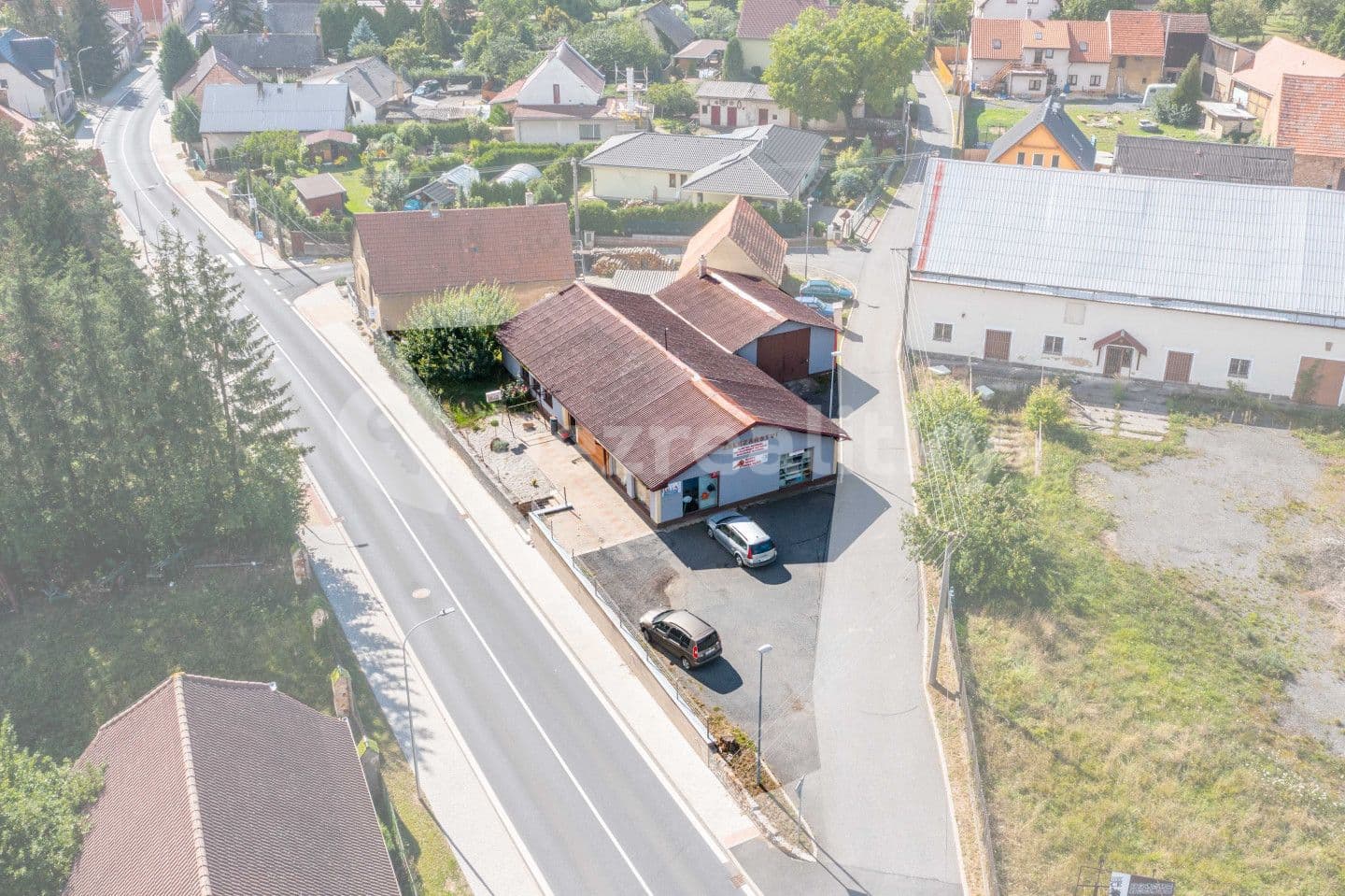 non-residential property for sale, 798 m², Žatecká, Jesenice, Středočeský Region