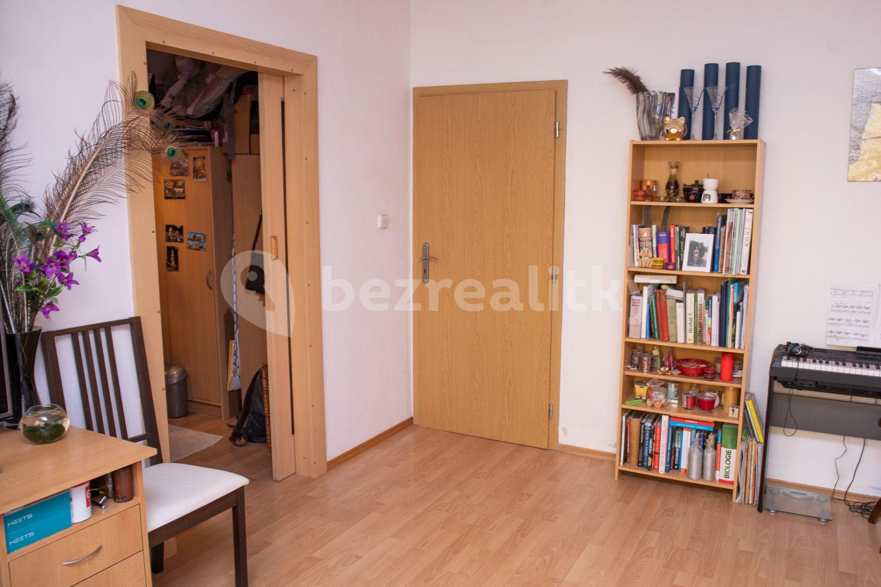 Studio flat for sale, 45 m², Prague, Prague
