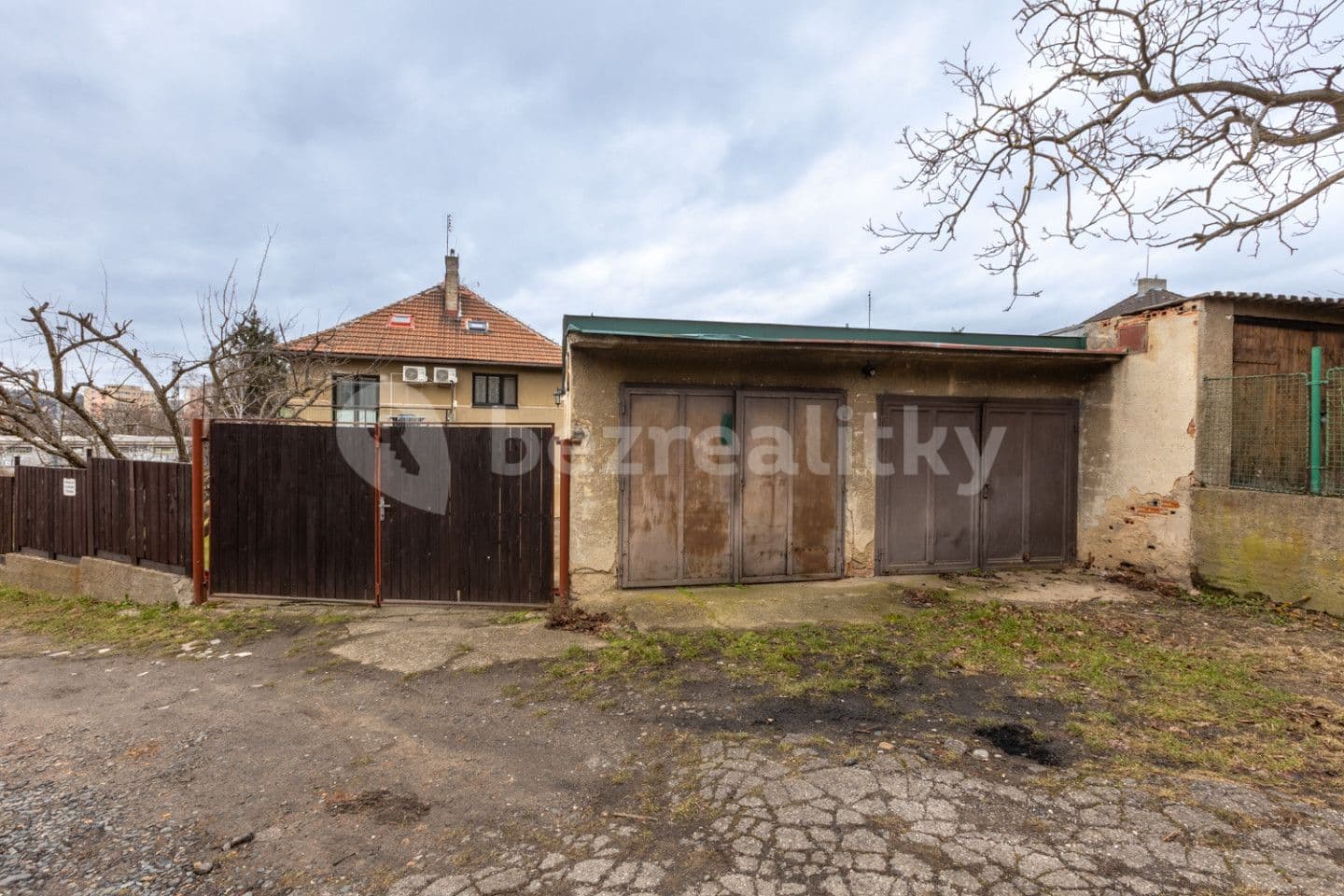 house for sale, 220 m², Vrbova, Prague, Prague
