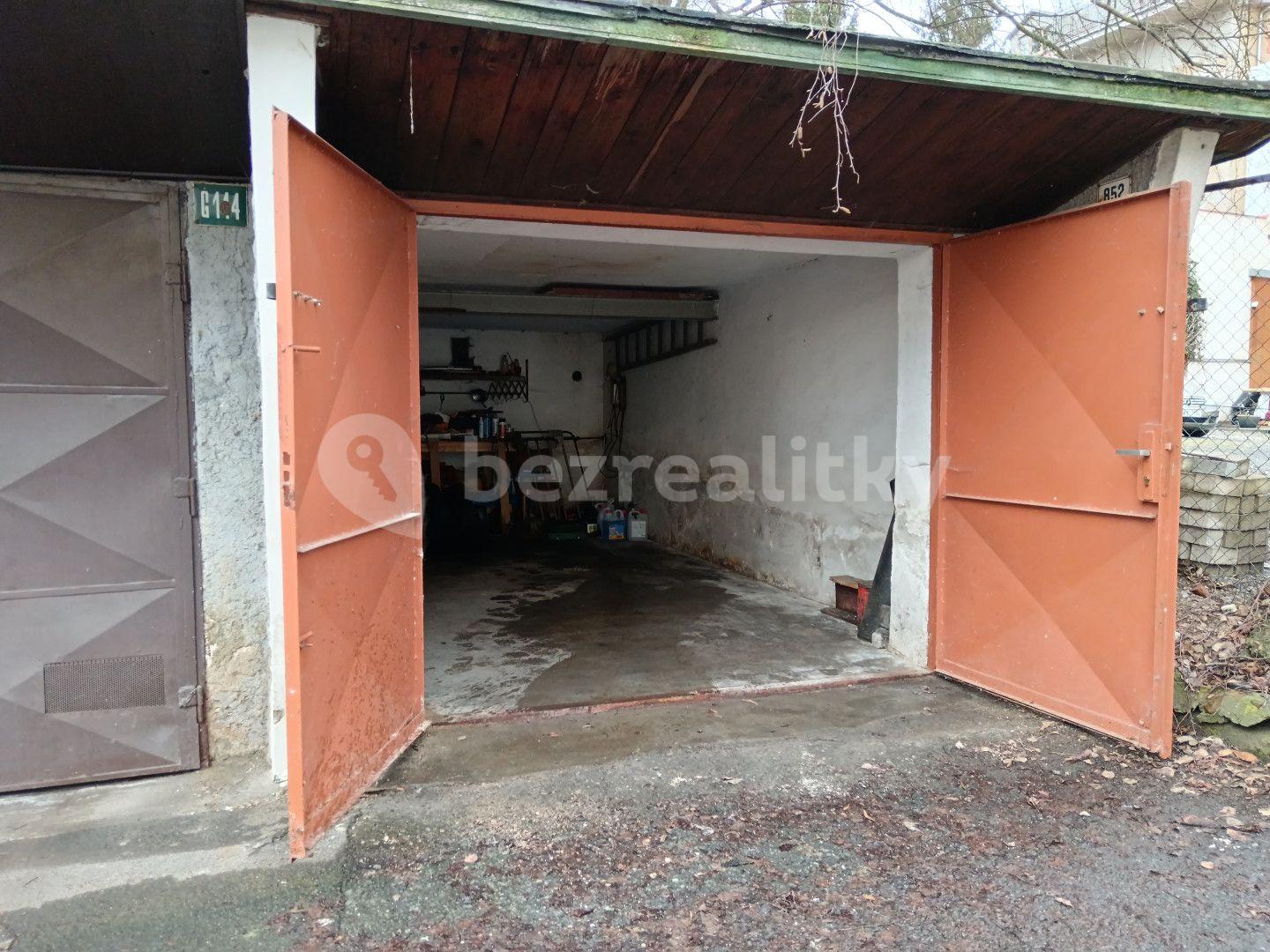 garage for sale, 24 m², Karlovy Vary, Karlovarský Region