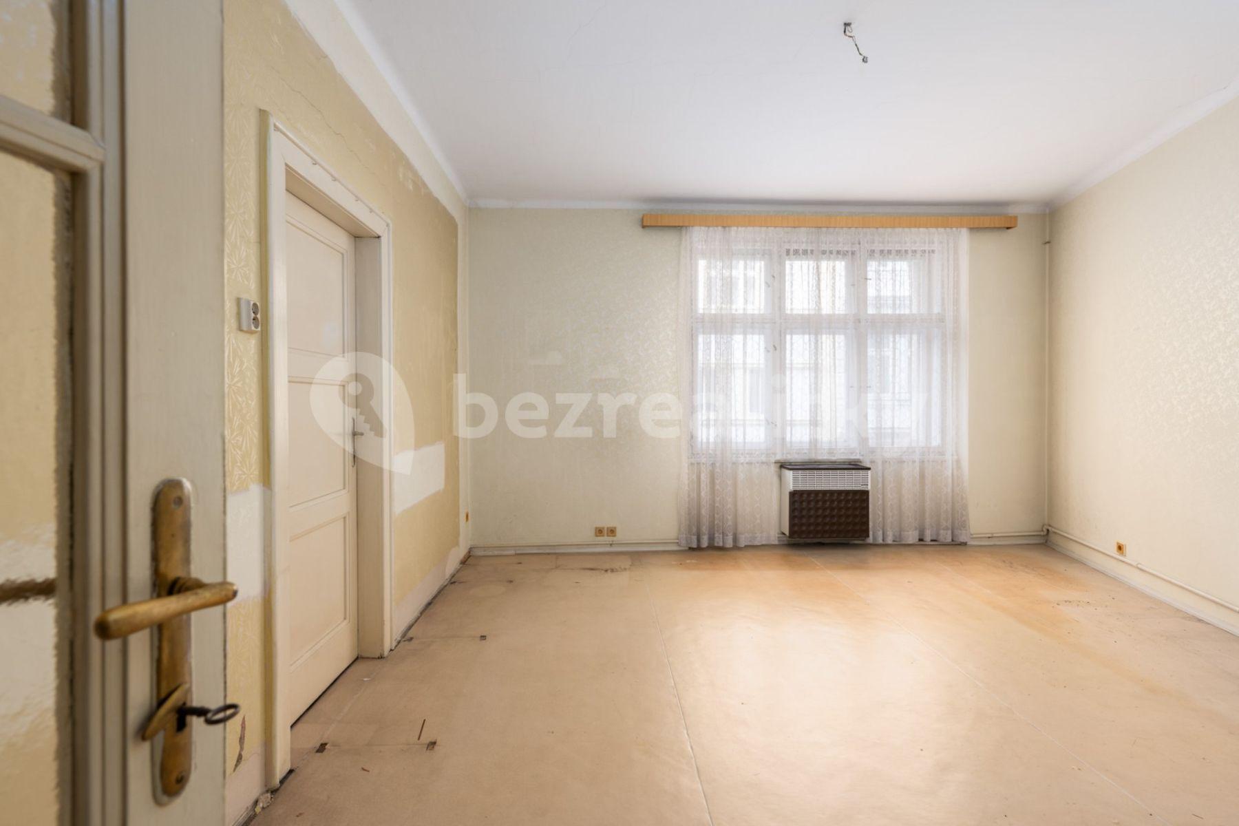 2 bedroom with open-plan kitchen flat for sale, 94 m², Neklanova, Prague, Prague