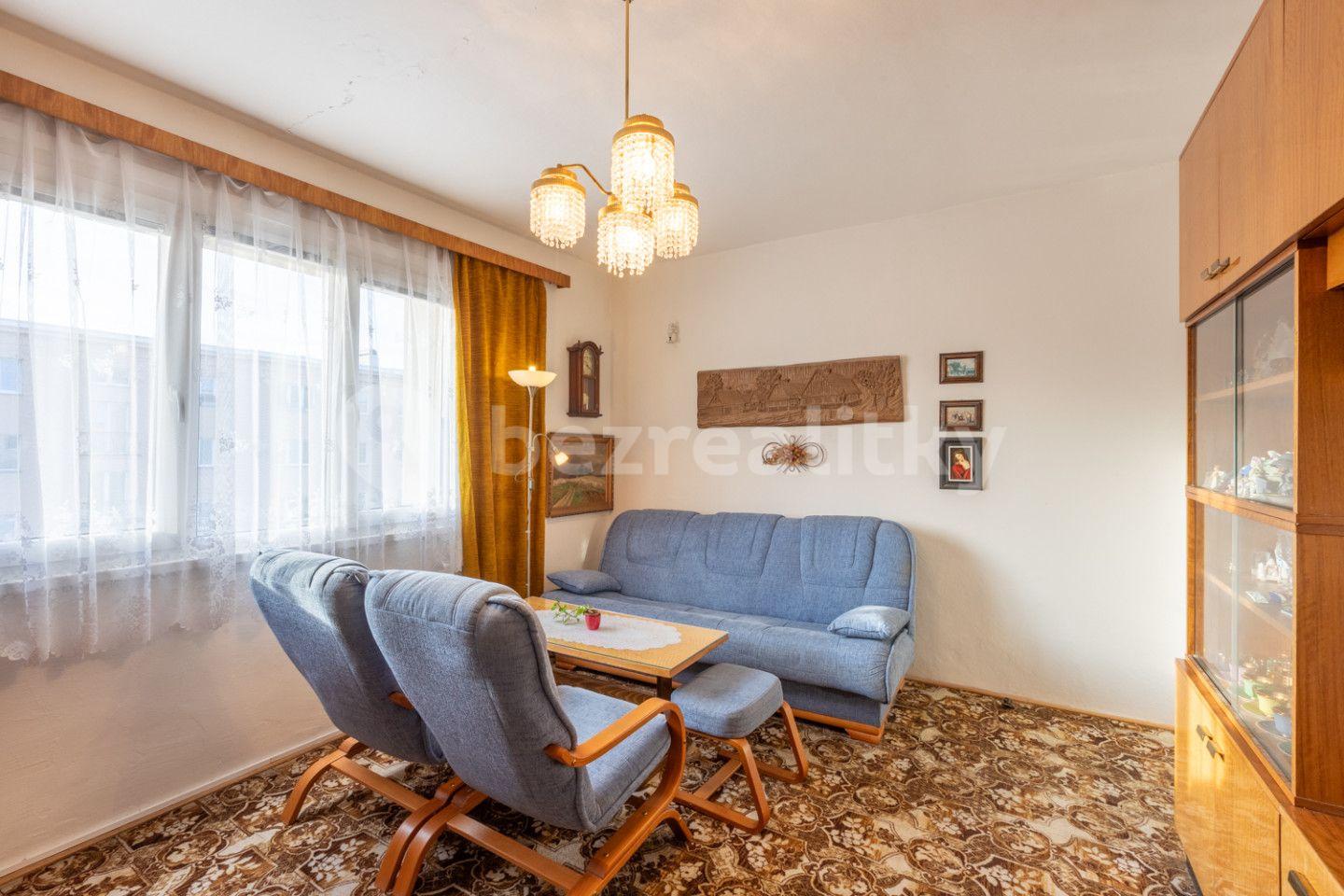3 bedroom flat for sale, 69 m², Blažíčkova, Prague, Prague