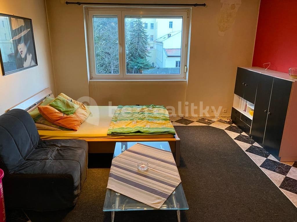 2 bedroom flat for sale, 65 m², Štefánikova, Louny, Ústecký Region