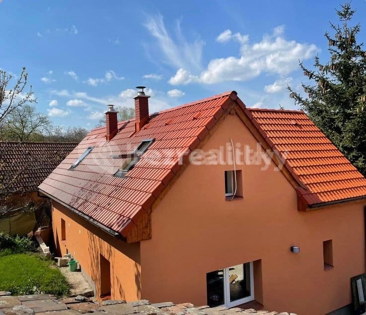 house for sale, 123 m², Lužická, Nelahozeves, Středočeský Region