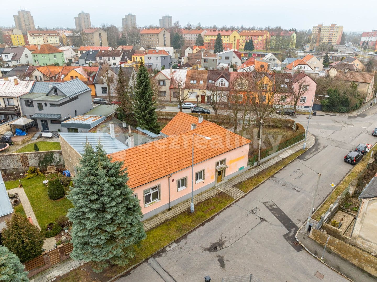 house for sale, 290 m², Klikorkova, Kladno, Středočeský Region