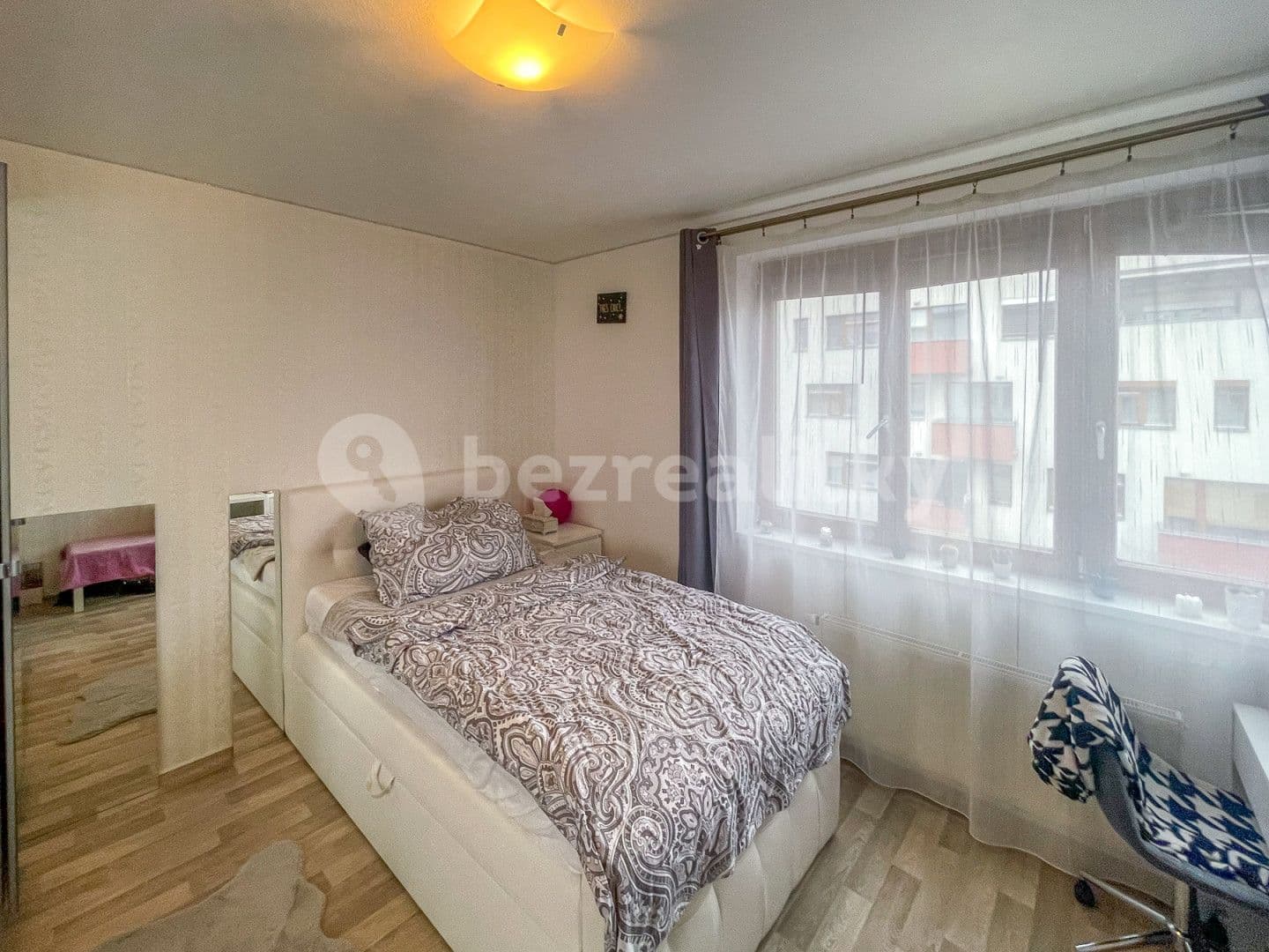 2 bedroom with open-plan kitchen flat for sale, 72 m², Václava Rady, Prague, Prague