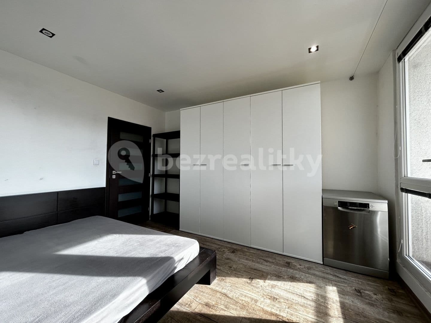1 bedroom with open-plan kitchen flat for sale, 48 m², Zdeňka Bára, Ostrava, Moravskoslezský Region