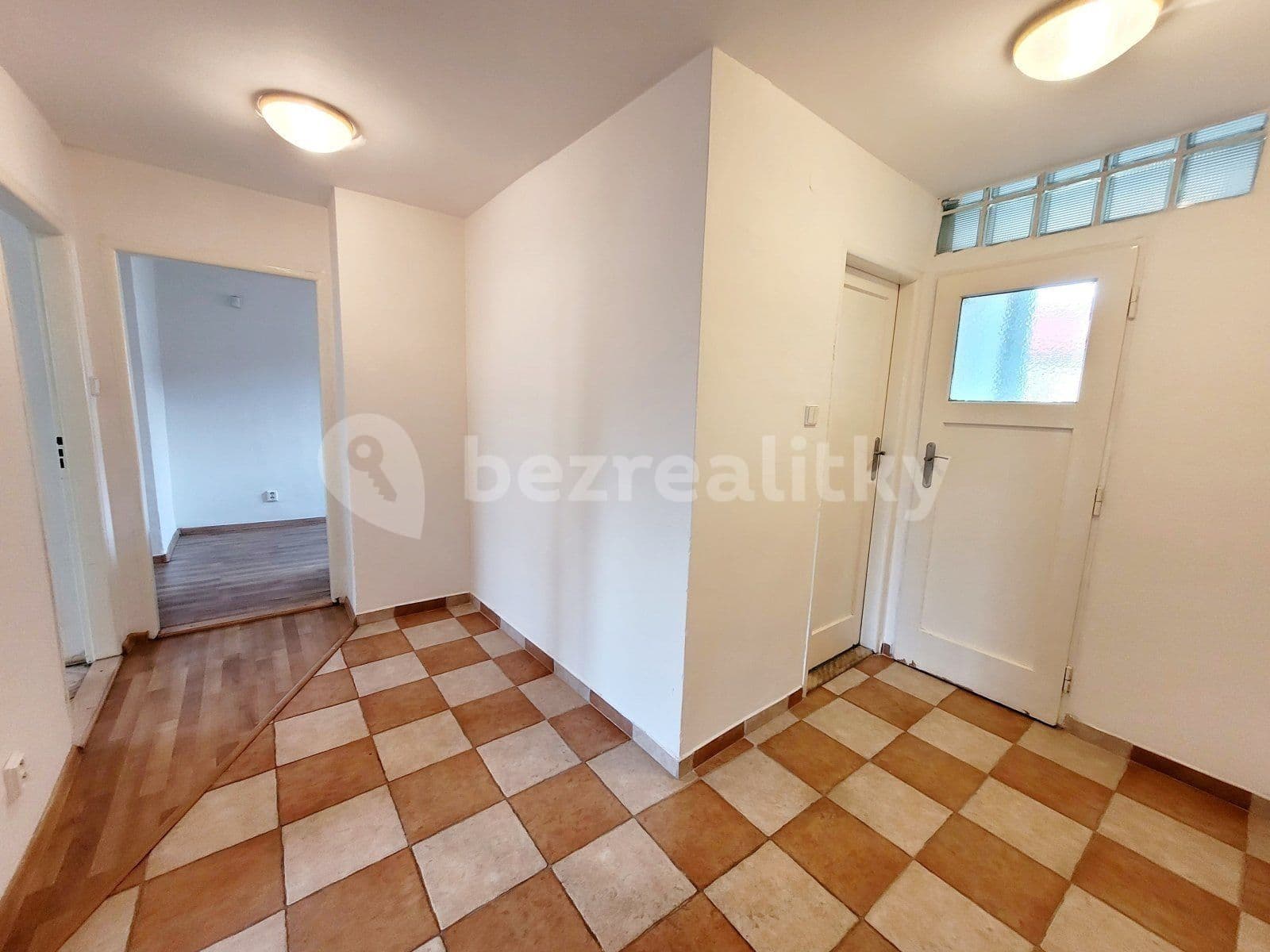 3 bedroom flat to rent, 69 m², Anglická, Havířov, Moravskoslezský Region