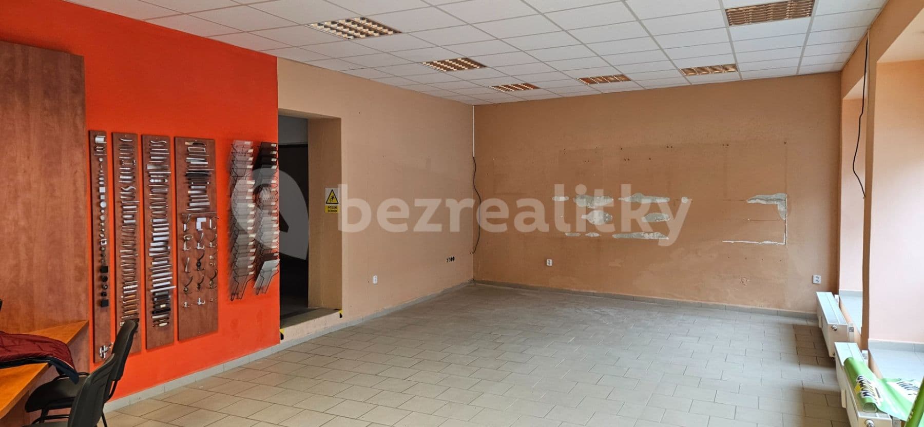 non-residential property to rent, 127 m², Jana Palacha, Pardubice, Pardubický Region