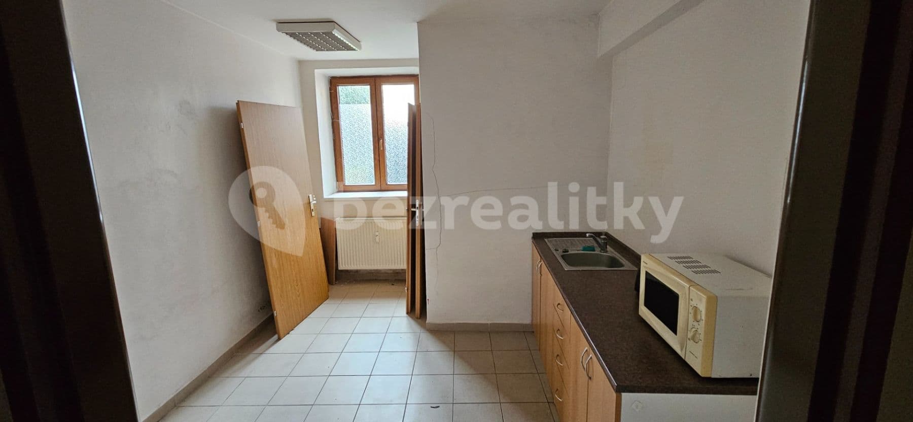 non-residential property to rent, 127 m², Jana Palacha, Pardubice, Pardubický Region