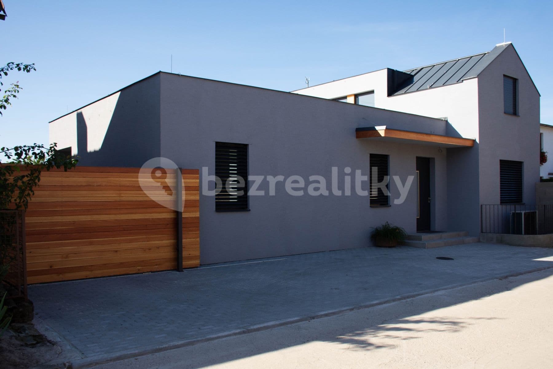house for sale, 195 m², U Drůbežárny, Čečelice, Středočeský Region