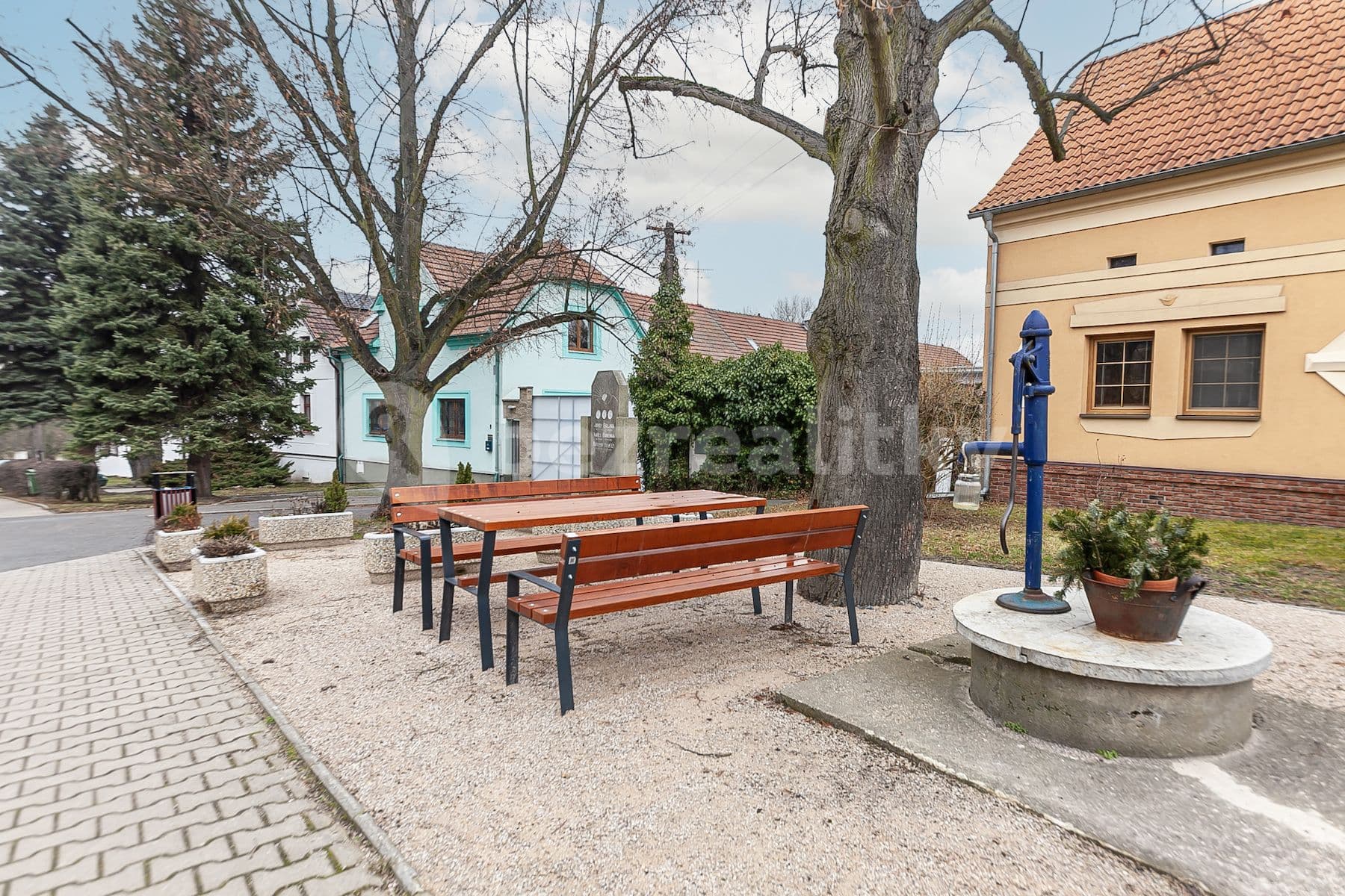 house for sale, 104 m², Dolany, Dolany, Středočeský Region