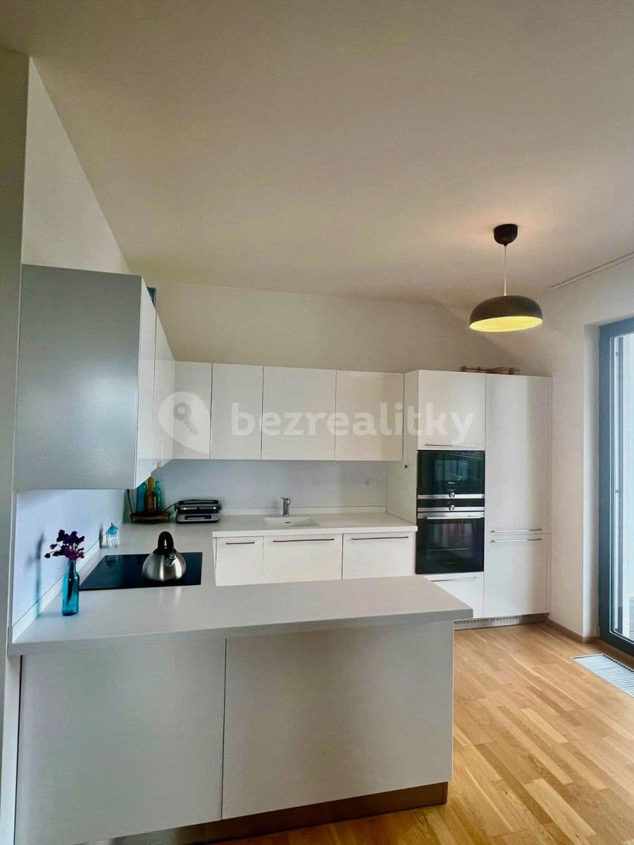2 bedroom with open-plan kitchen flat for sale, 90 m², Sanderova, Prague, Prague