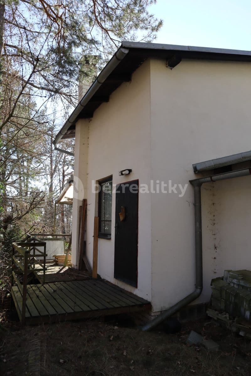 recreational property for sale, 350 m², Nalžovice, Středočeský Region