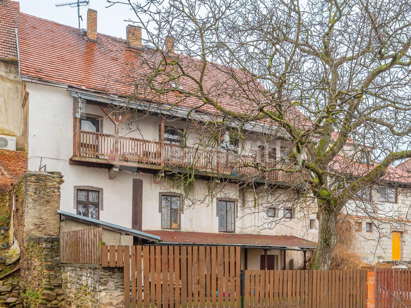 house for sale, 320 m², Zámecké náměstí, Načeradec, Středočeský Region