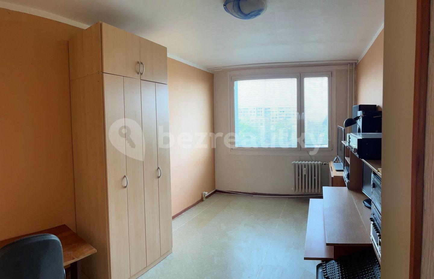 3 bedroom flat for sale, 70 m², Janouchova, Prague, Prague