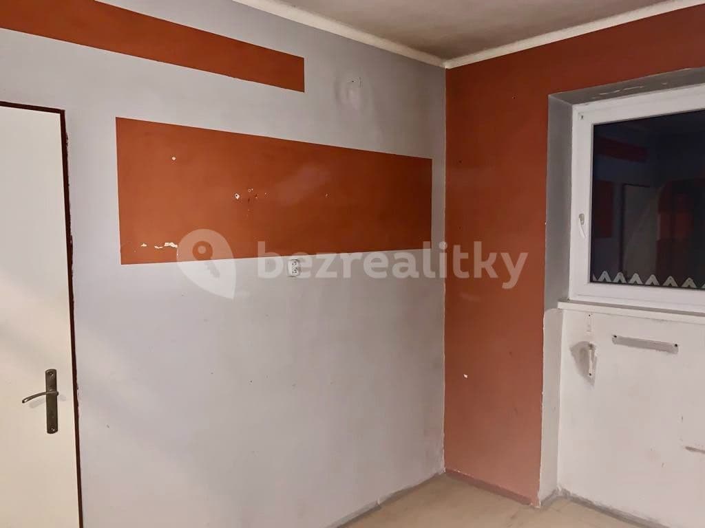 3 bedroom flat for sale, 67 m², Lovečkovice, Ústecký Region