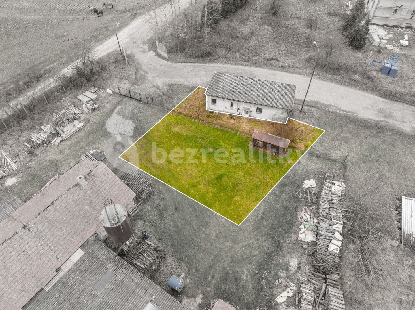 plot for sale, 407 m², Slabce, Středočeský Region