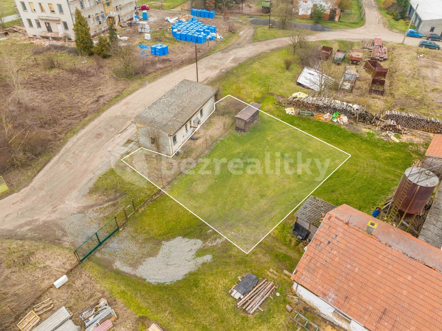 plot for sale, 407 m², Slabce, Středočeský Region