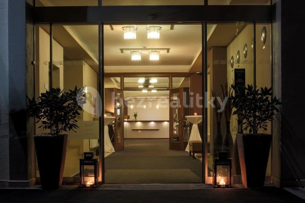 flat to rent, 52 m², U Borského parku, Plzeň, Plzeňský Region