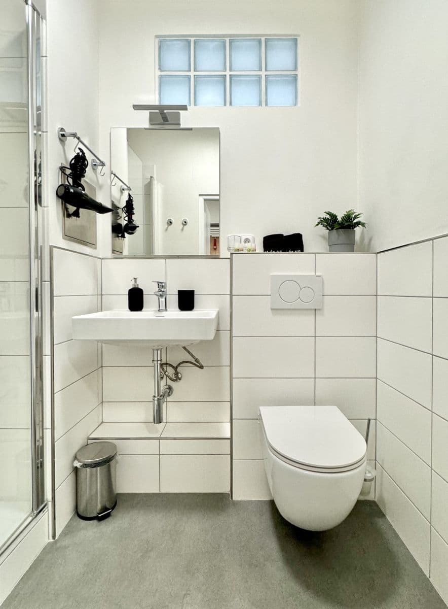 flat to rent, 54 m², Na Petřinách, Prague, Prague