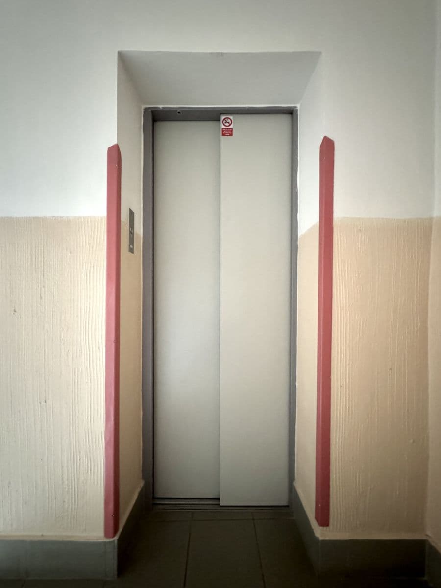 flat to rent, 54 m², Na Petřinách, Prague, Prague