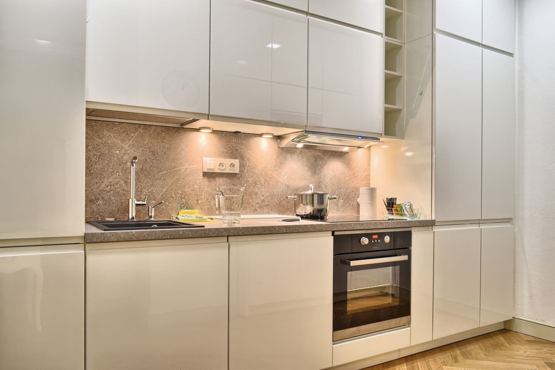 flat to rent, 100 m², U Milosrdných, Prague, Prague