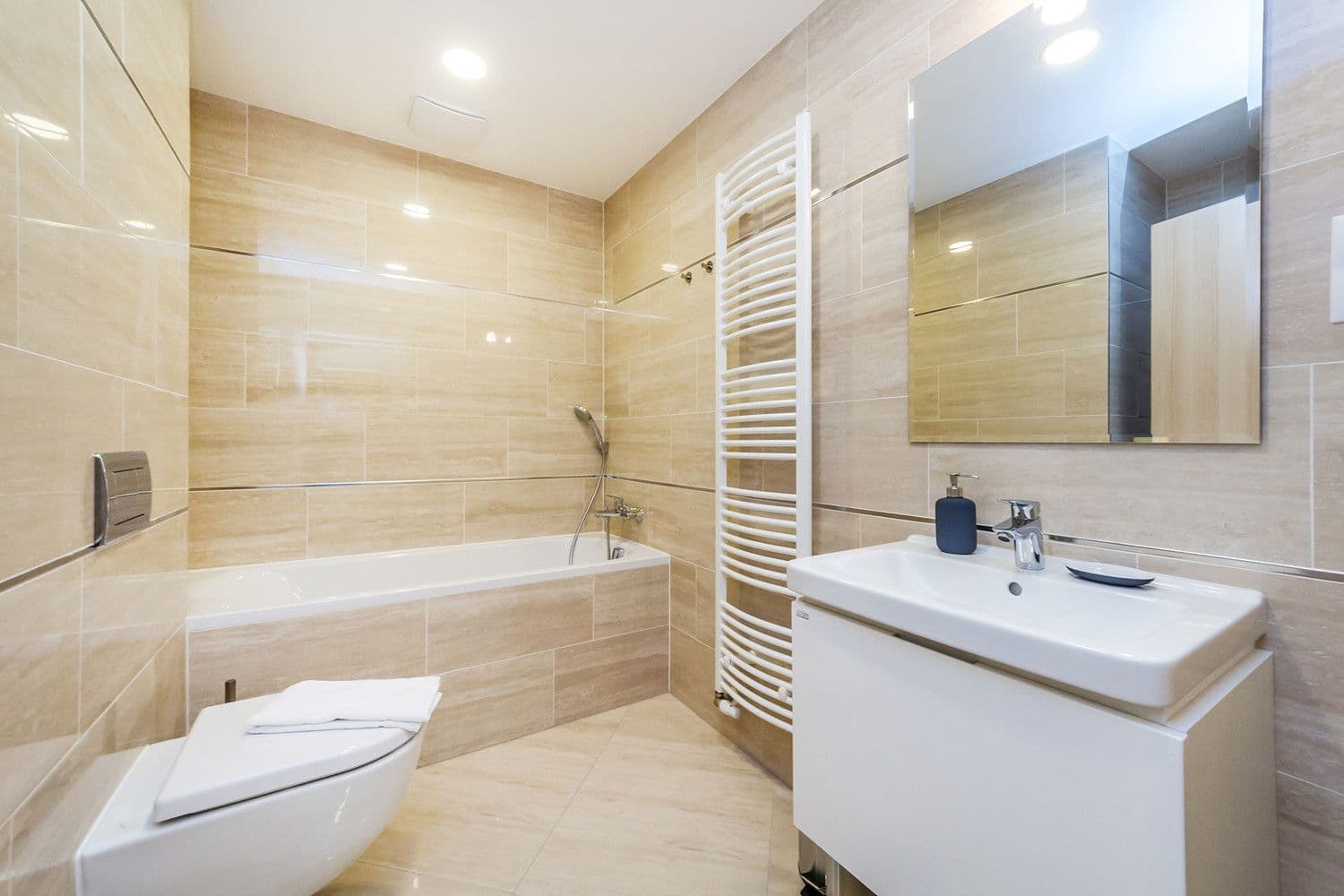 flat to rent, 30 m², V Háji, Prague, Prague
