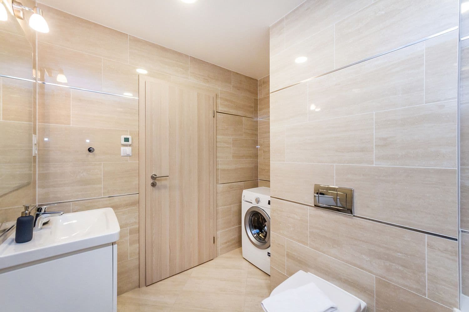 flat to rent, 30 m², V Háji, Prague, Prague